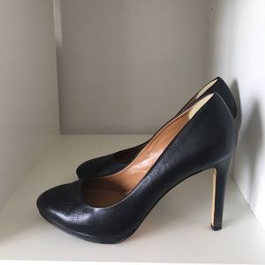Banana Republic black leather heels